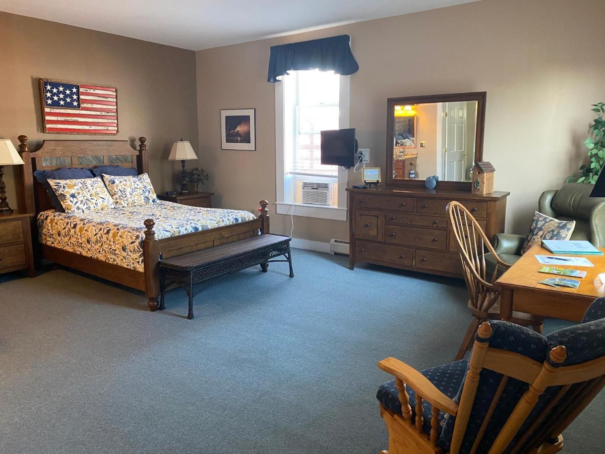 Bristol Suites Екстер'єр фото